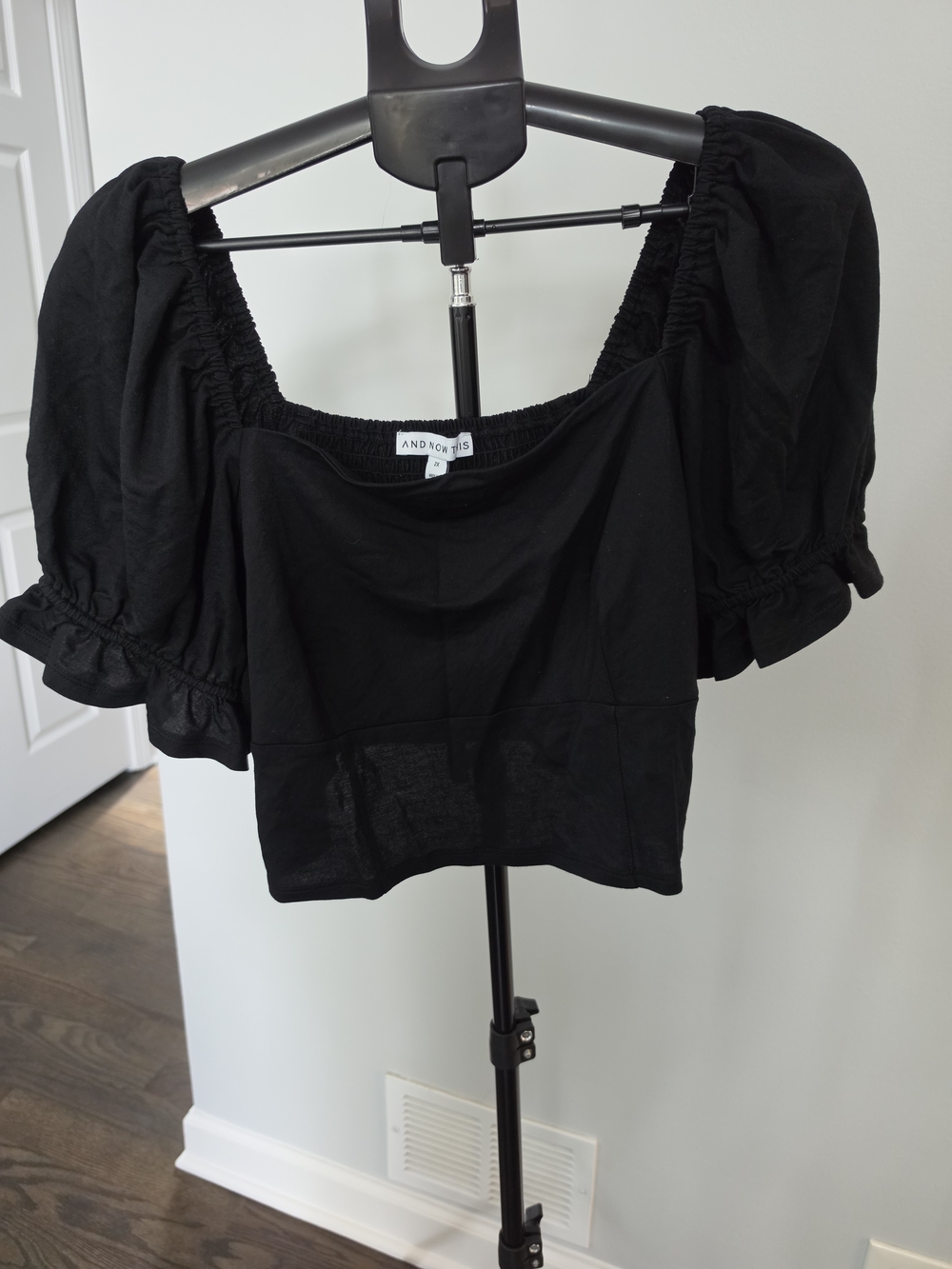Black Puff Sleeve Square Neck Linen Crop Top
